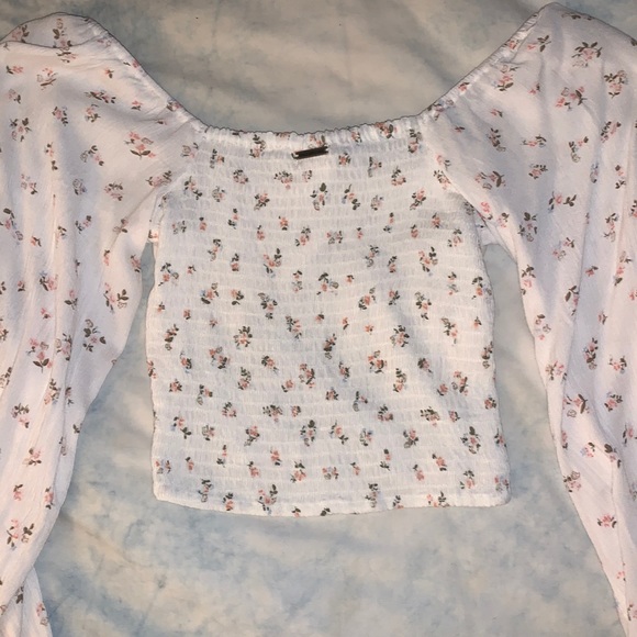 Billabong floral bell sleeve top - Picture 4 of 7